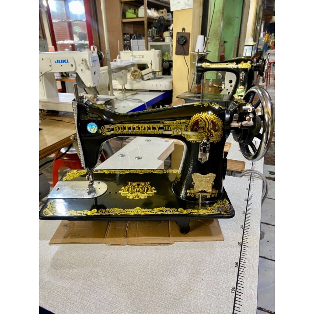Mesin jahit bekas BUTTERFLY PEOPLE manual kepala saja mesin tradisional