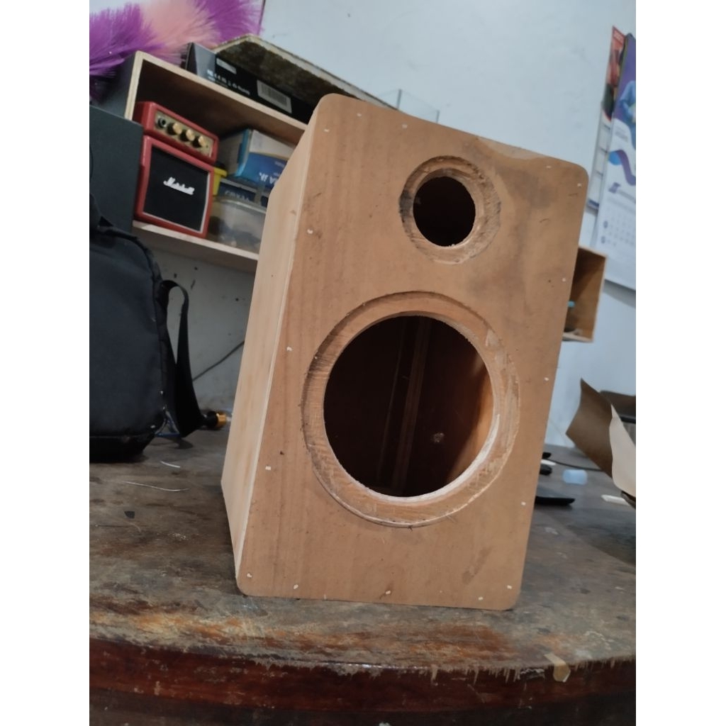 Box Speaker Bookshelf 4 Inch Plus Tweeter