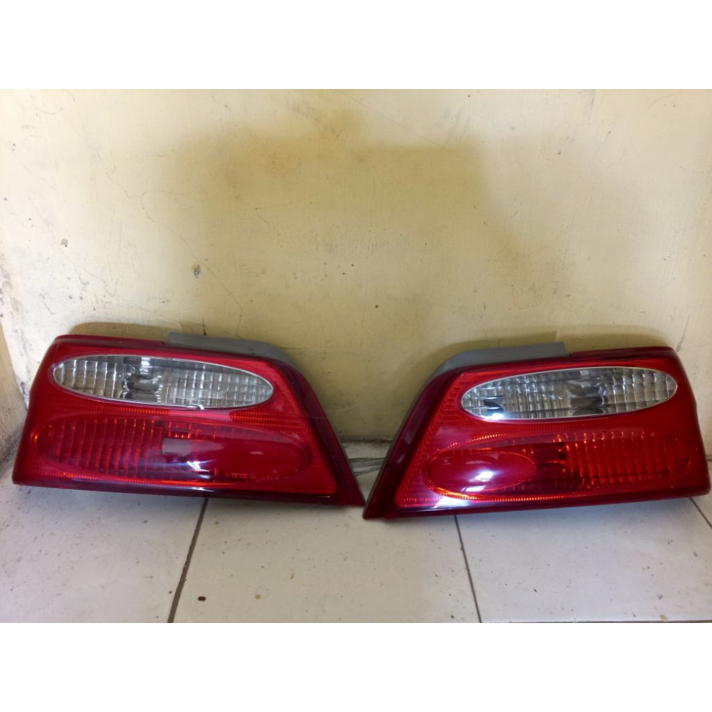 stoplamp lampu Belakang toyota soluna original