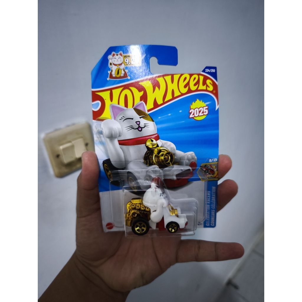 Hot wheels feelin lucky