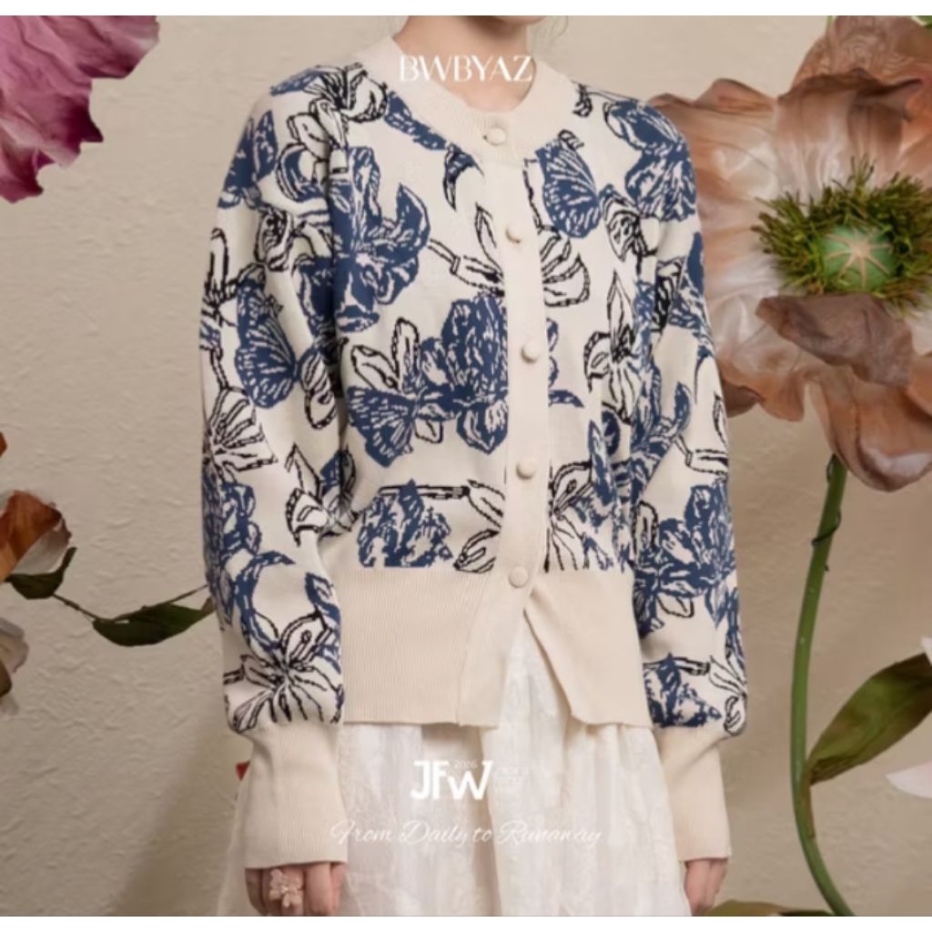 Gia fitted cardigan by bwbyaz