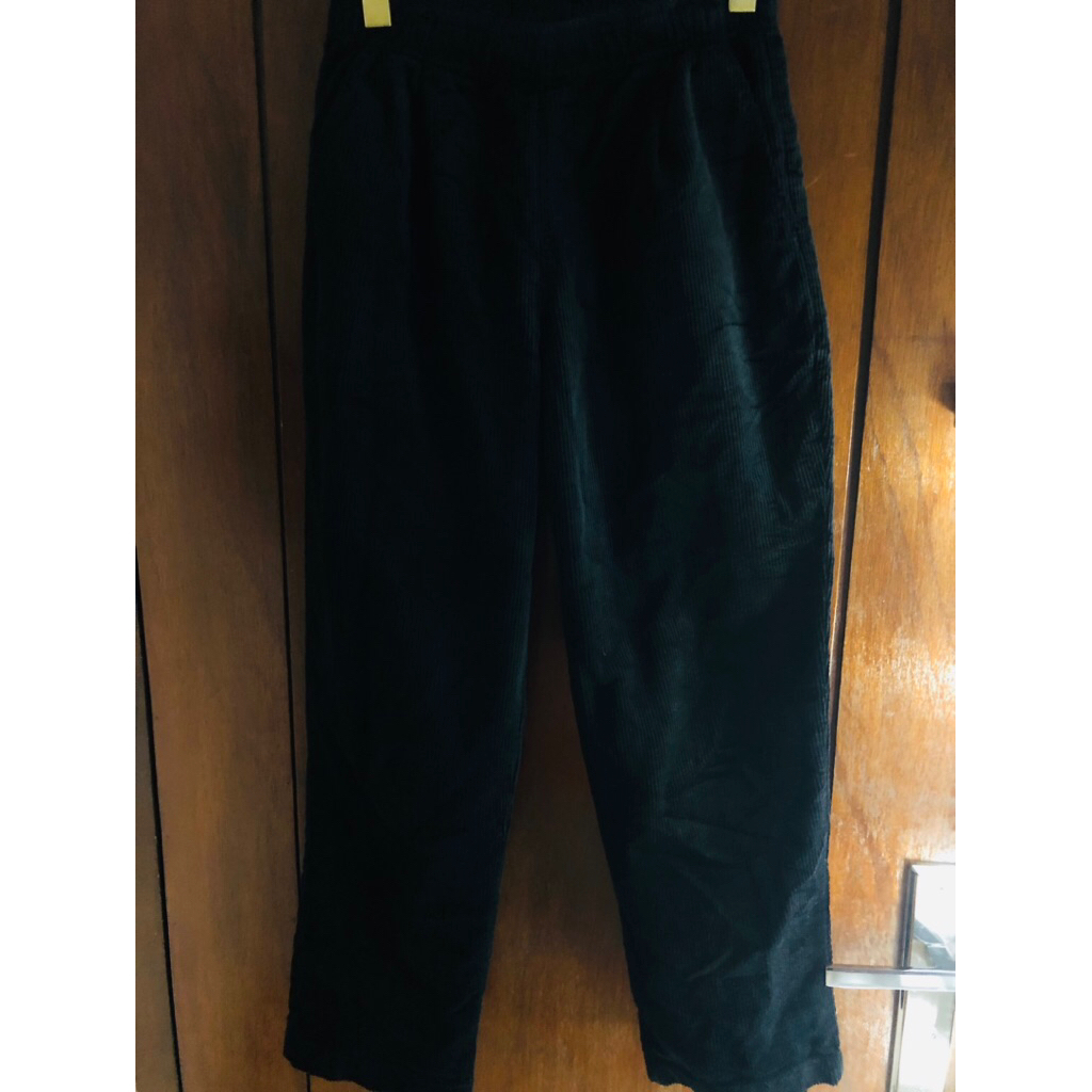 Uniqlo Corduroy Loose Pants
