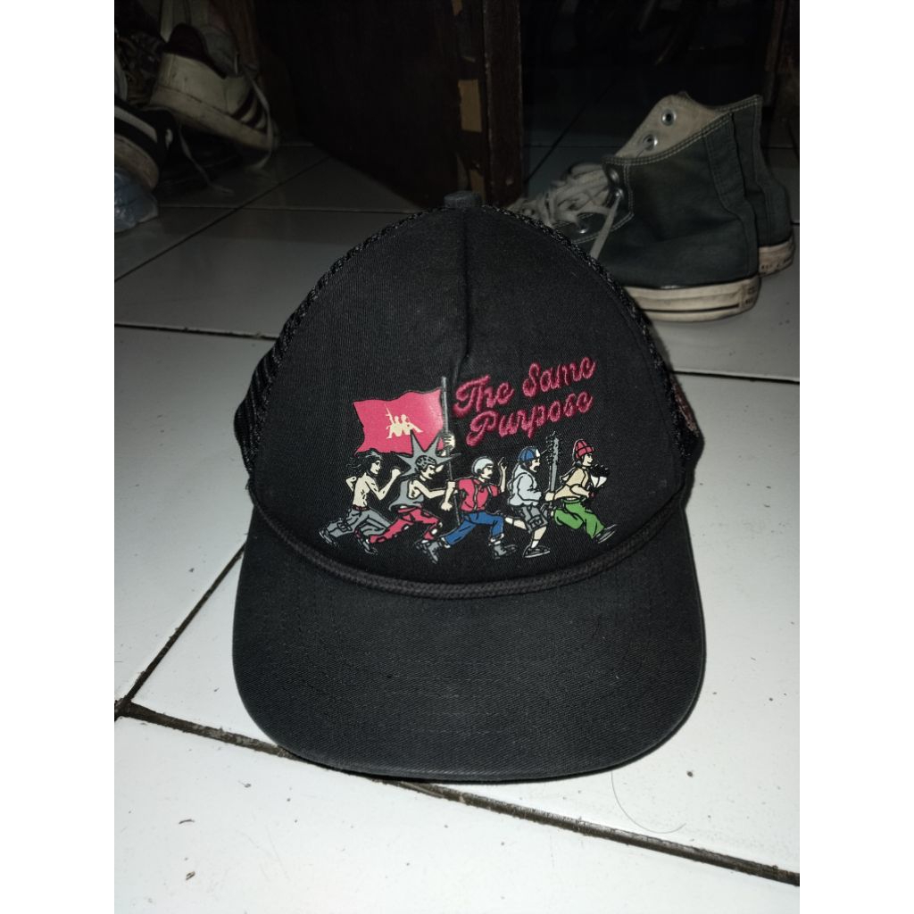 trucker hat deepneve