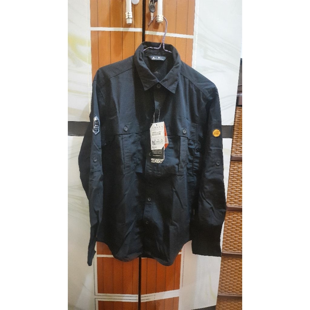 kemeja ambition tropic black borneo patch hitam