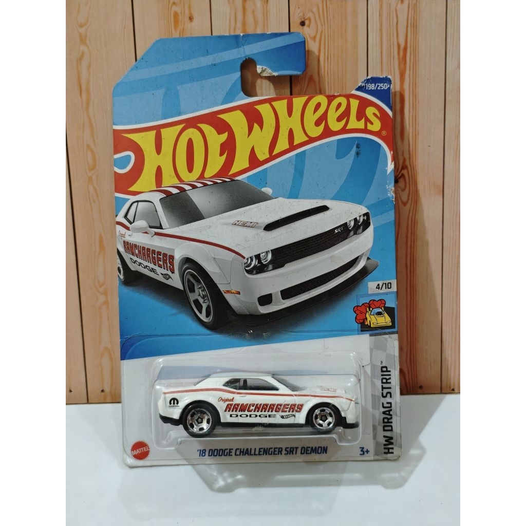 Hot Wheels Dodge Challenger SRT Demon