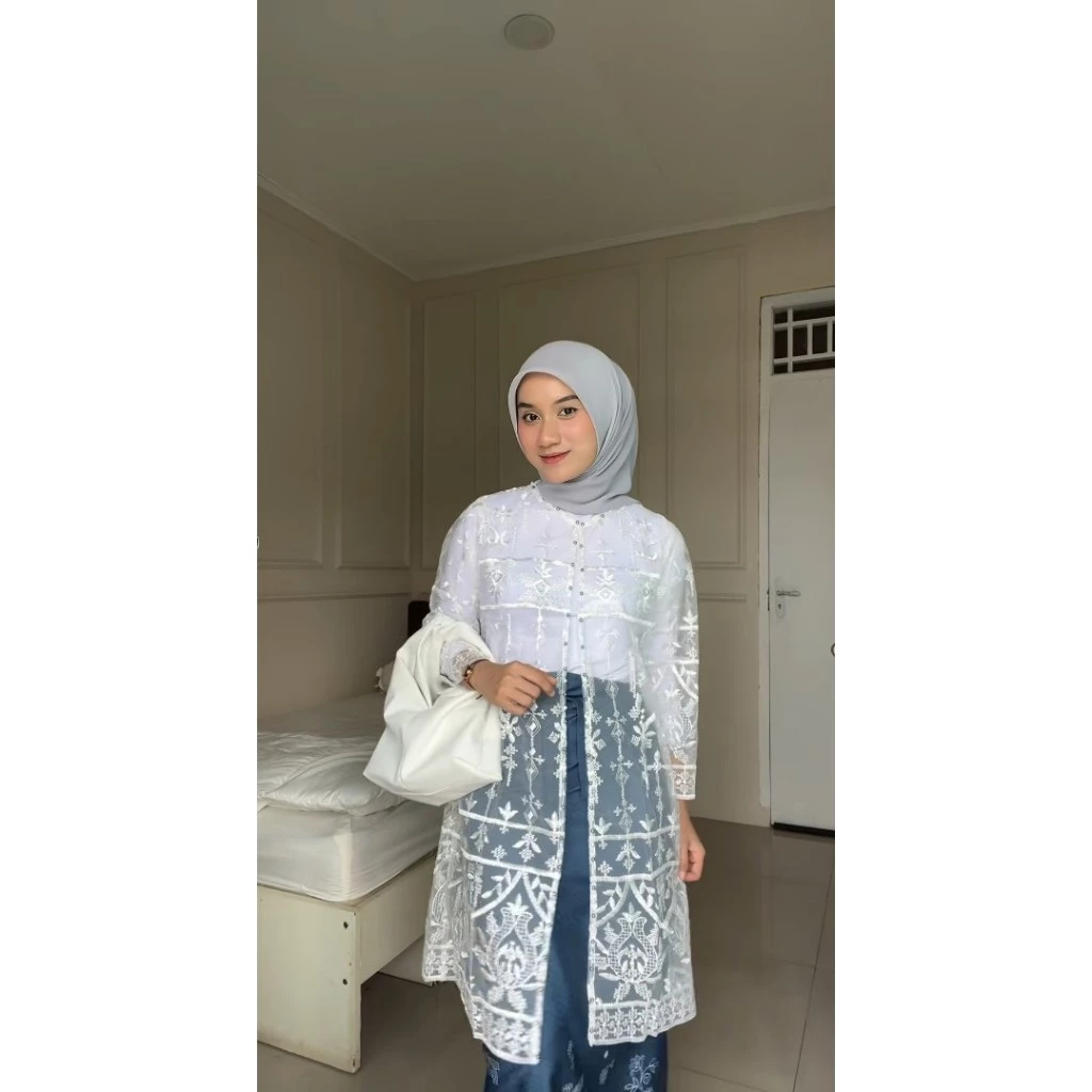 Cleo Outer Brokat Tile Etnik Sapto Motif Random/brokat kondangan/brokat wisuda