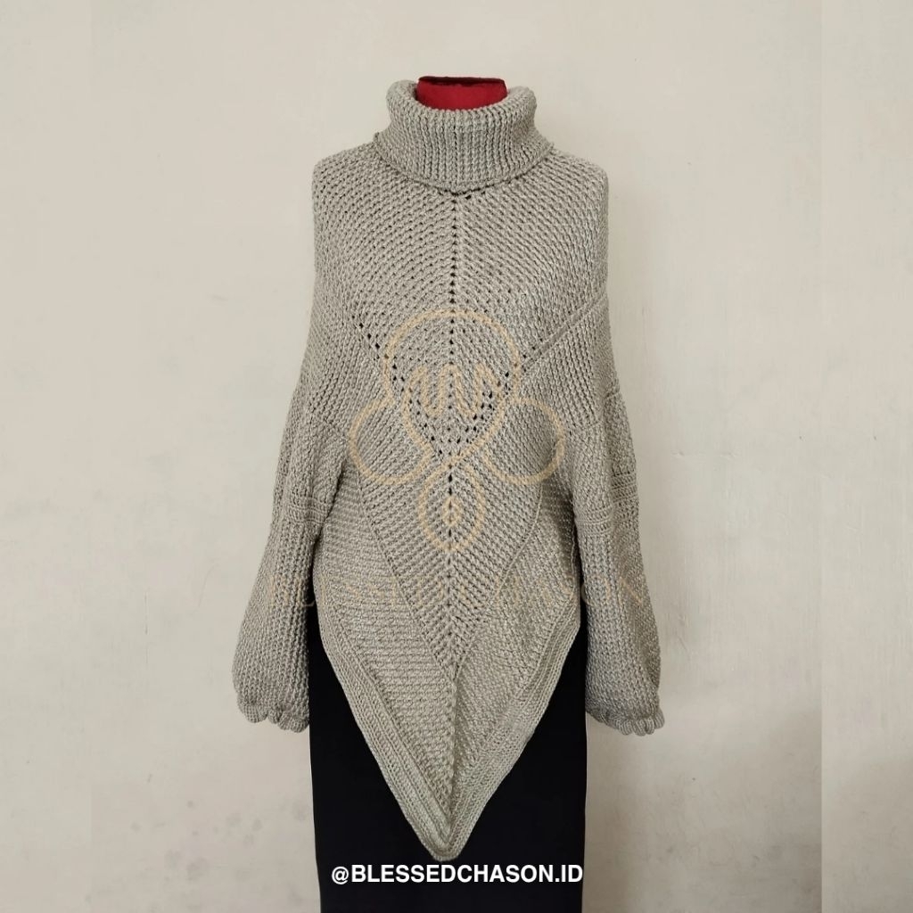 Handmade - Women Crochet Poncho with Sleeves Rajut Wanita