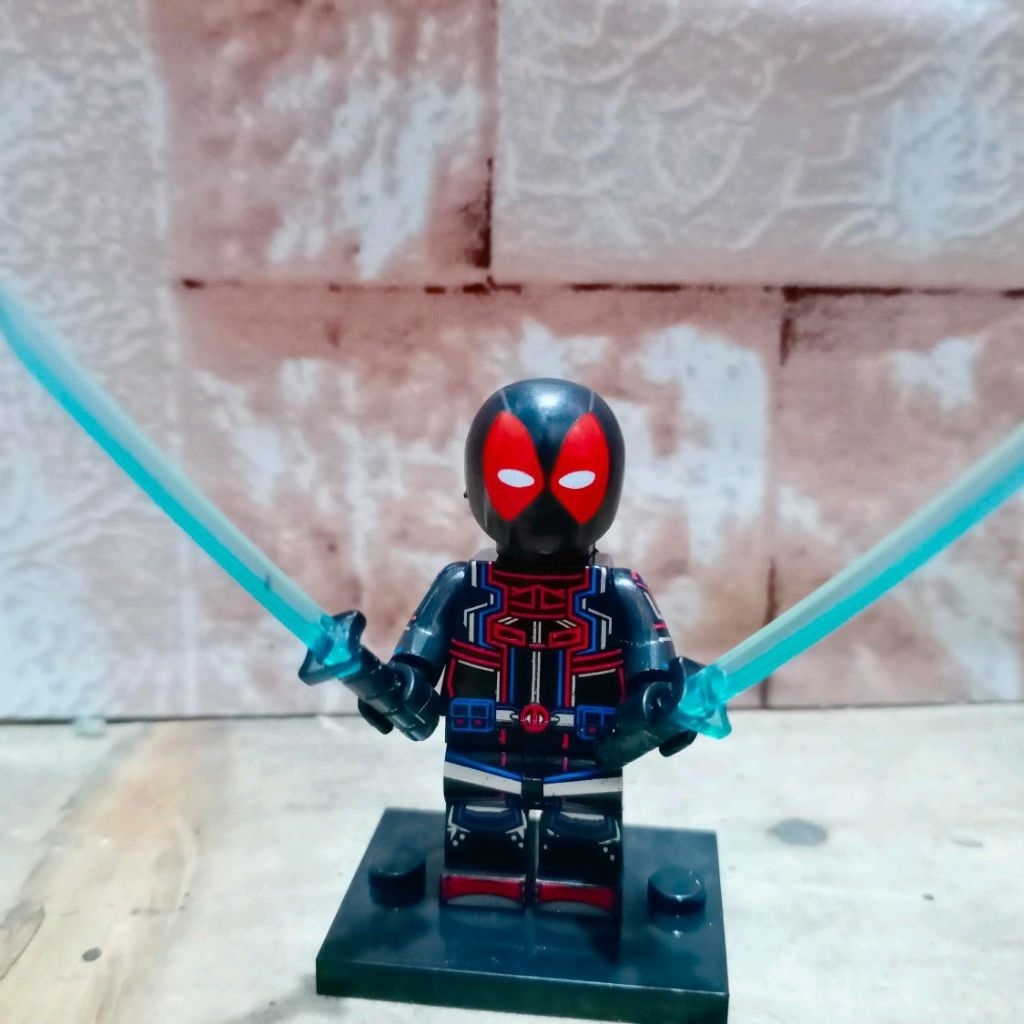 figure Deadpool black figure deadpool tron black suit figure avengers doomsday