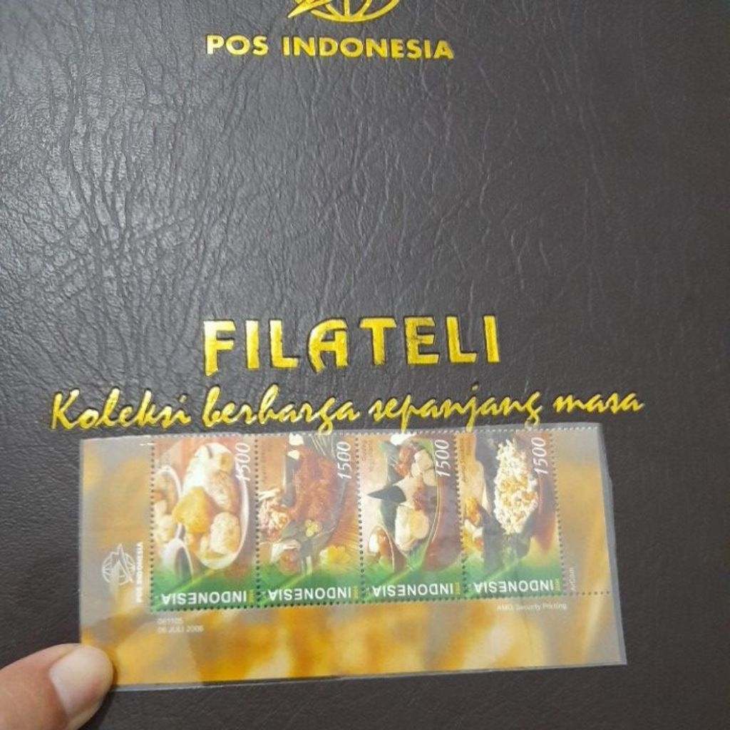 Set lengkap Prangko mint tema Makanan tradisional Indonesia 2006