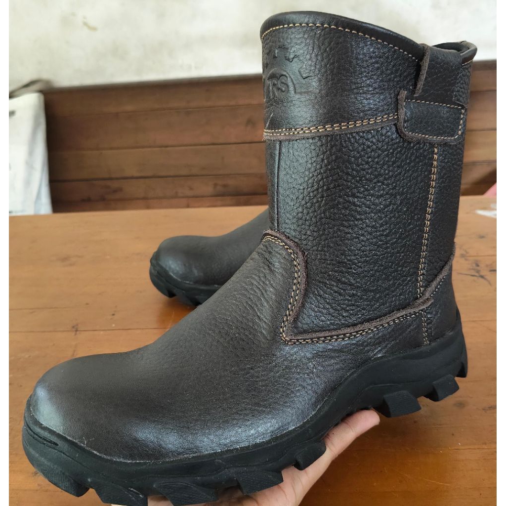 SEPATU SAFETY OZERO MURAH BERKUALITAS