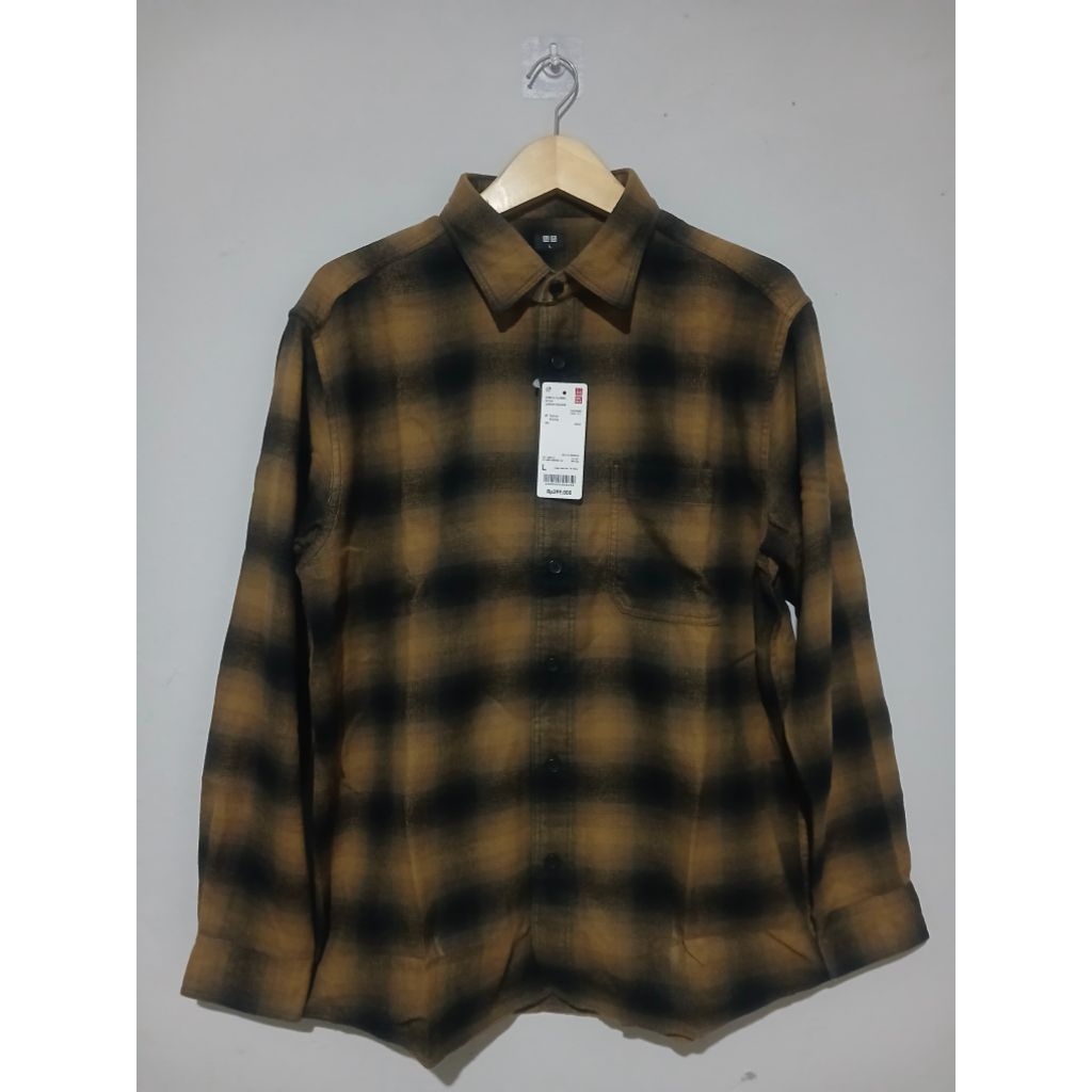 Uniqlo Veterano Kemeja Flanel Pria Size L