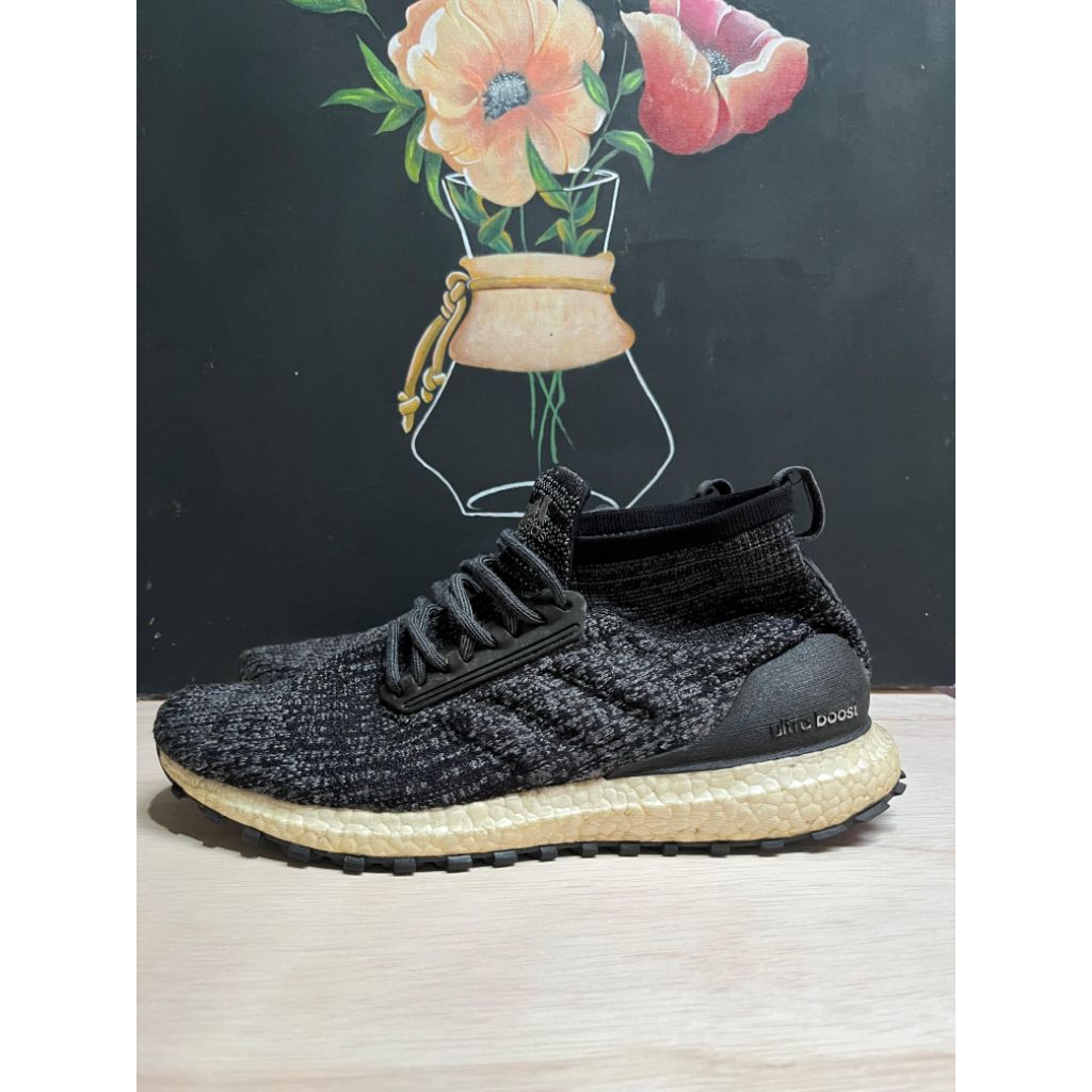 Adidas Ultraboost Mid Oreo second
