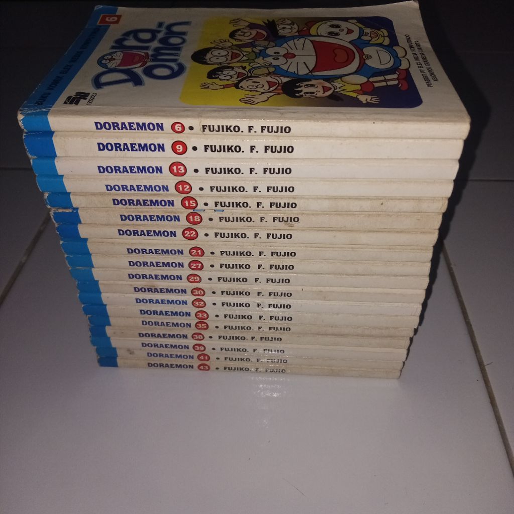 komik doraemon paket 18 buku