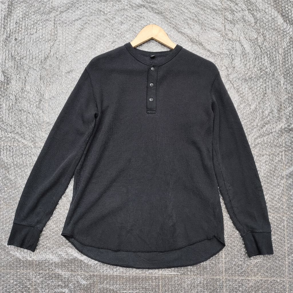waffle Uniqlo henley black