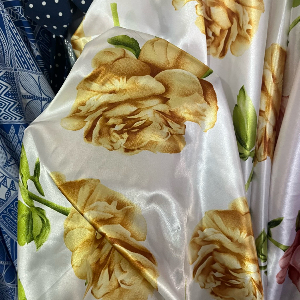 New (Kain Meteran Murah) Kain Satin Silk Motif Bunga Premium // Kain Halus Lembut // Kain untuk Gami