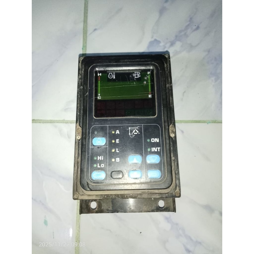 Monitor komatsu pc130-7 second genuine part