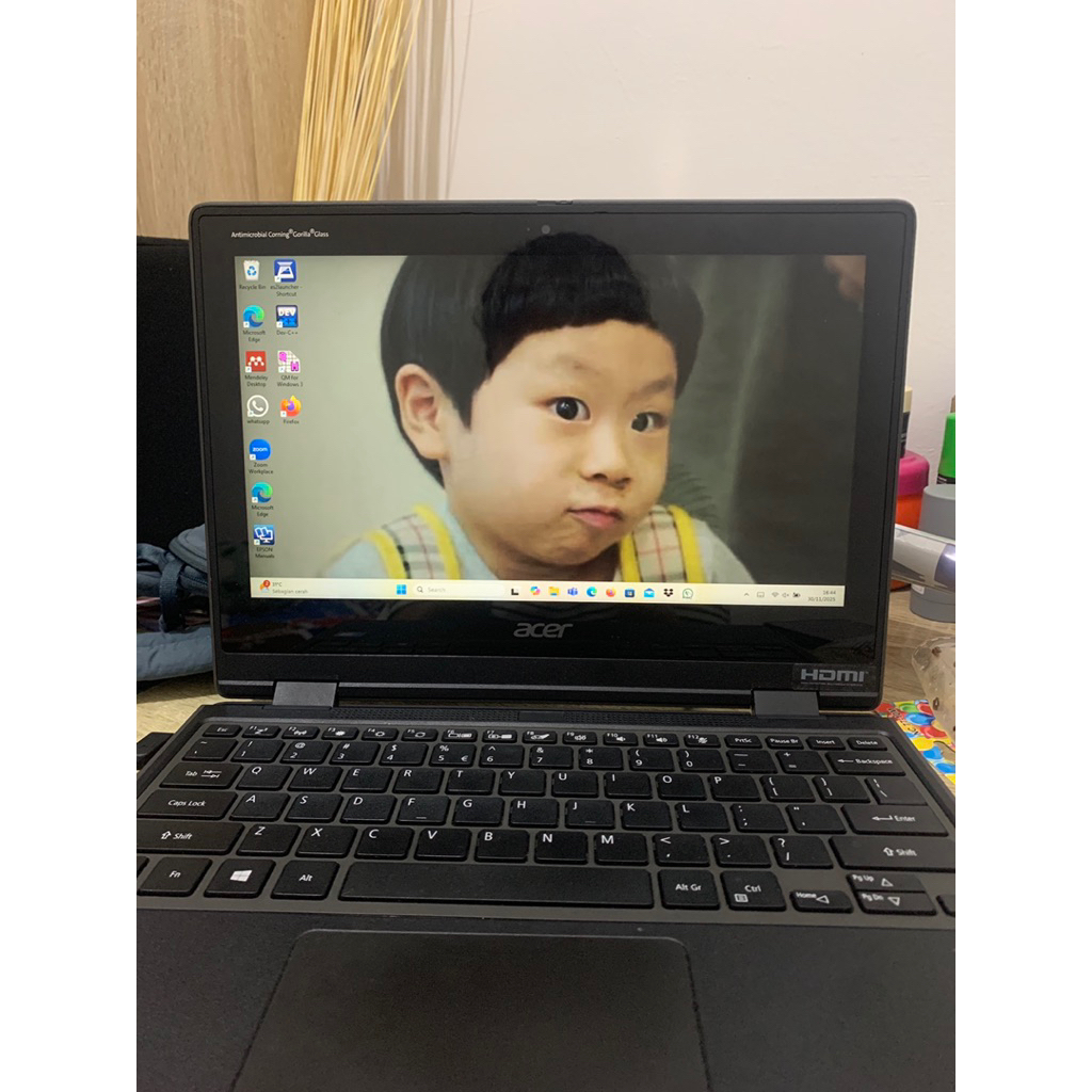 Laptop Acer I-951SR08 Touchsreen & Lipat 360Derajat