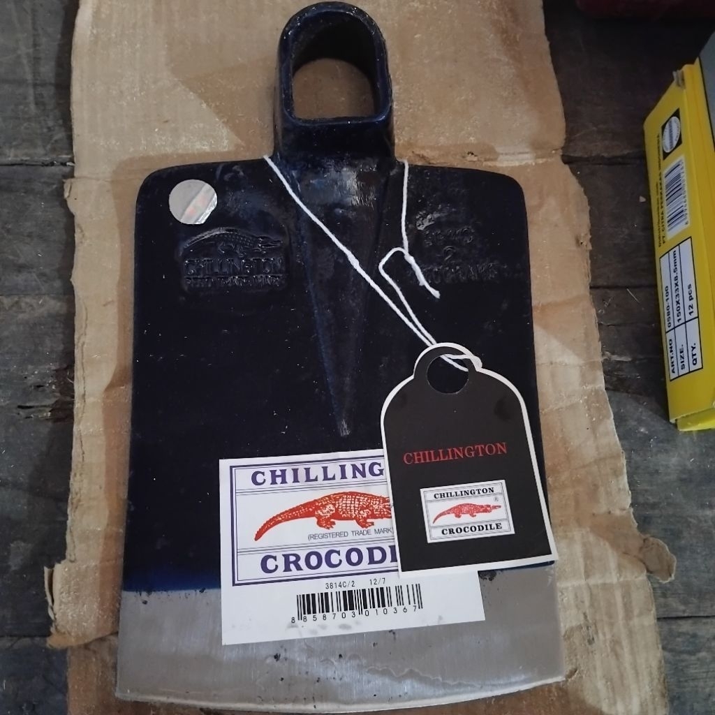 cangkul/pacul crocodile original thailand