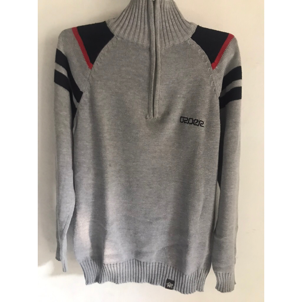 sweater crewneck gummo