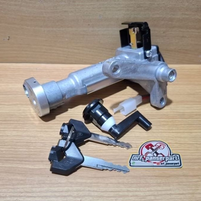 KUNCI KONTAK ZX 130 SET+KUNCI JOK/SADEL KAWASAKI ZX 130 //KAZE ZX 130