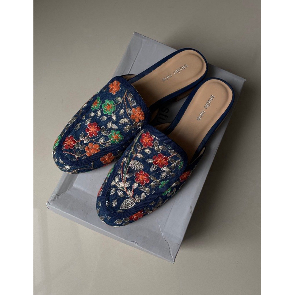 STUDIO NINE MULES PRELOVED