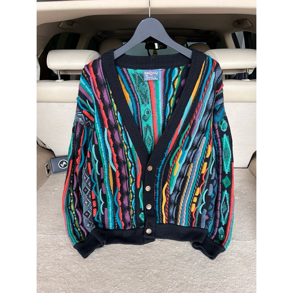 Vintage Knitwear "GECCU" Cardigan 3D Rajut Timbul Kakaknya Coogi Australia