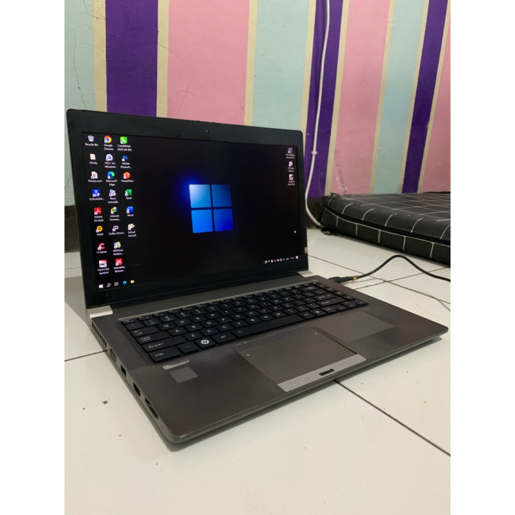 Laptop Bekas Murah Toshiba Tecra Z40-C Core i5 gen 6 Ram 8GB SSD M2 Samsung 512GB