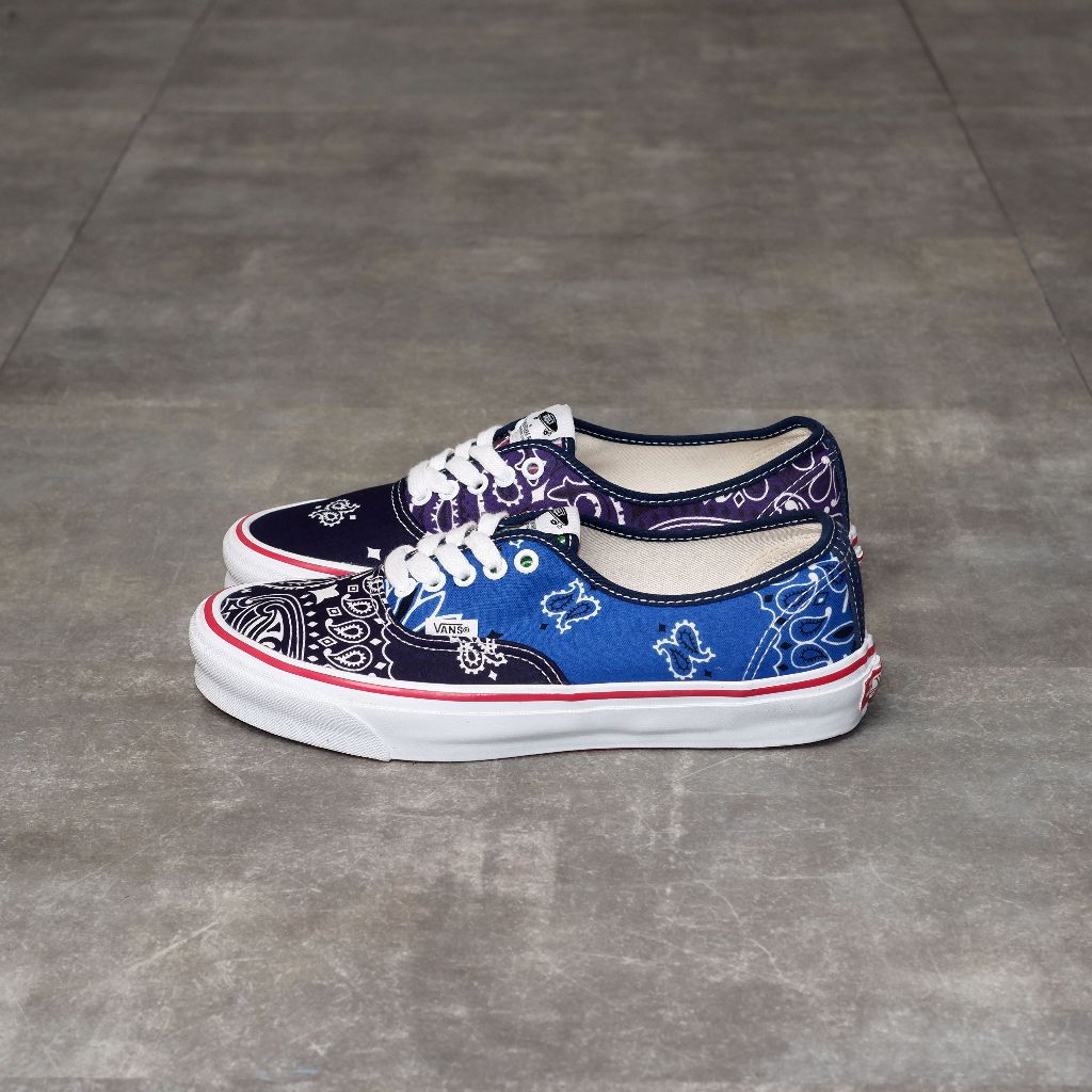 VANS VAULT OG AUTHENTIC LX "BEDWIN & THE HEARTBREAKERS" BANDANA