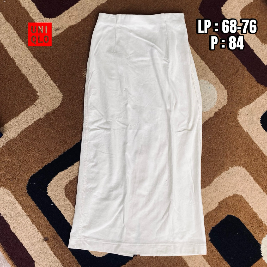 Preloved by.patpaw - Rok Jeans Cream Uniqlo