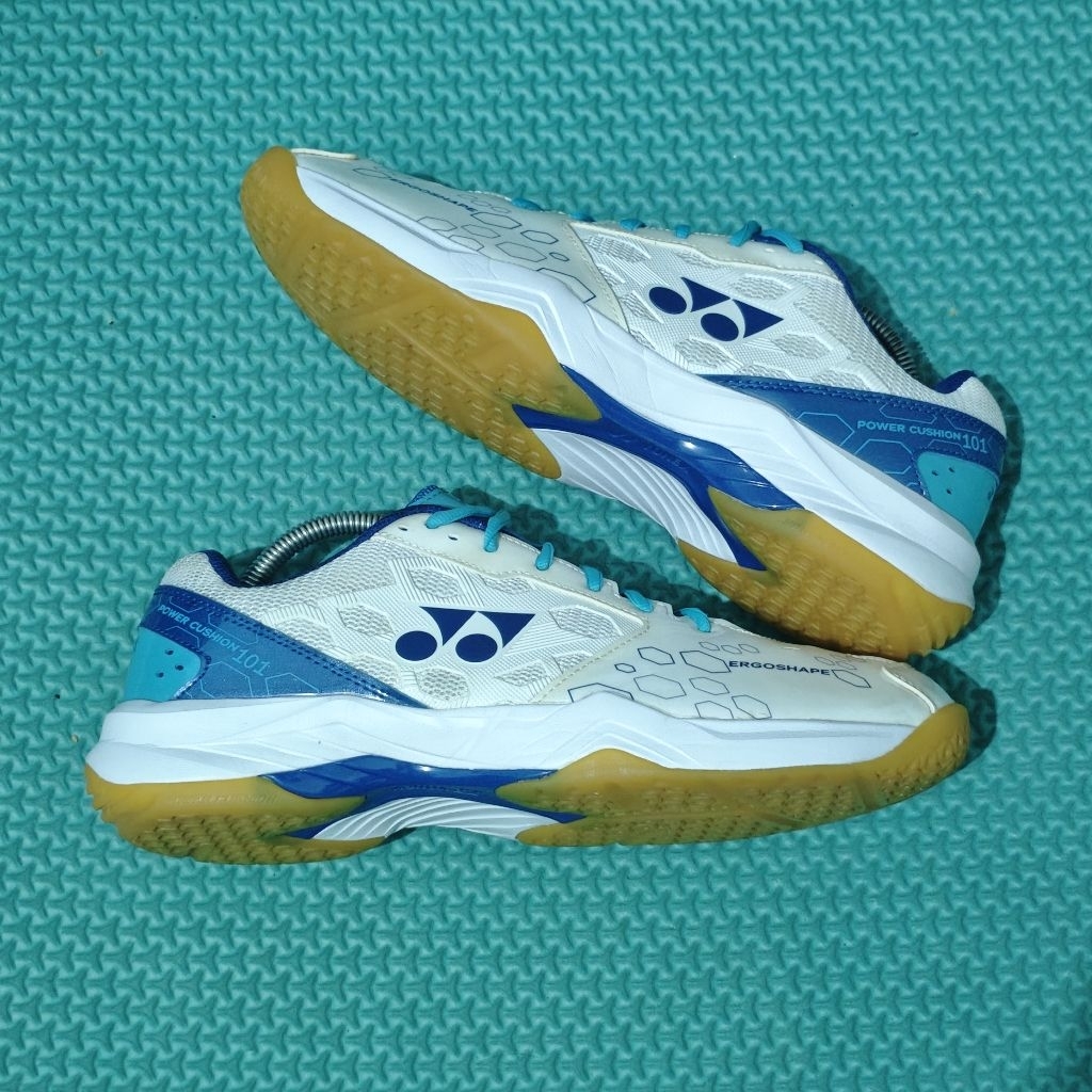 Sepatu Badminton Yonex SHB 101 CR second original size 44