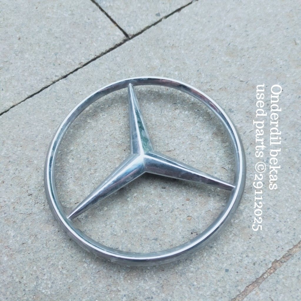 emblem badge bagasi mercedes Benz w124 e300