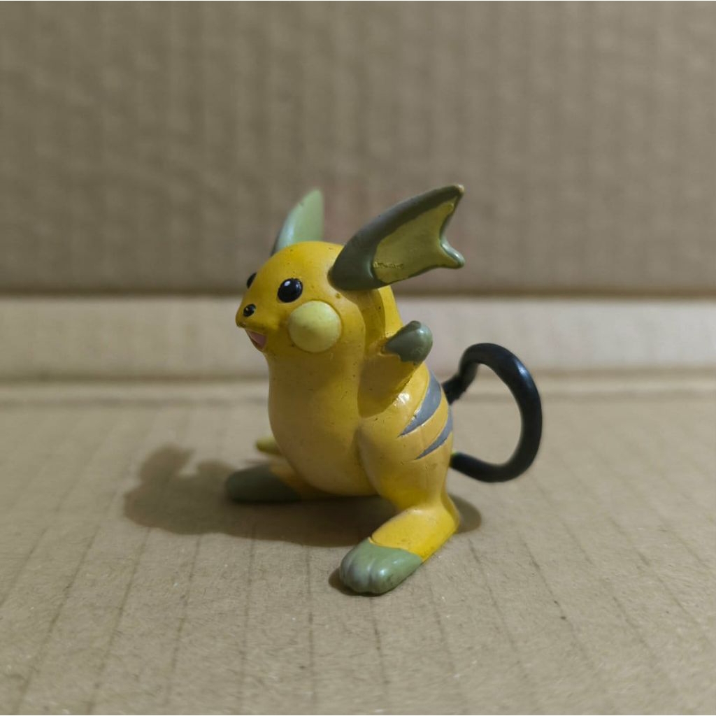 Pokemon raichu tomy moncolle