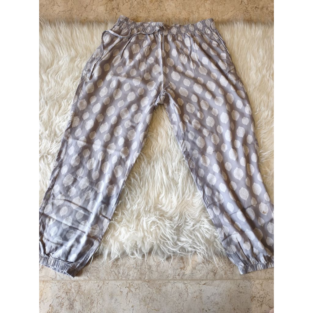 celana santai tidur uniqlo