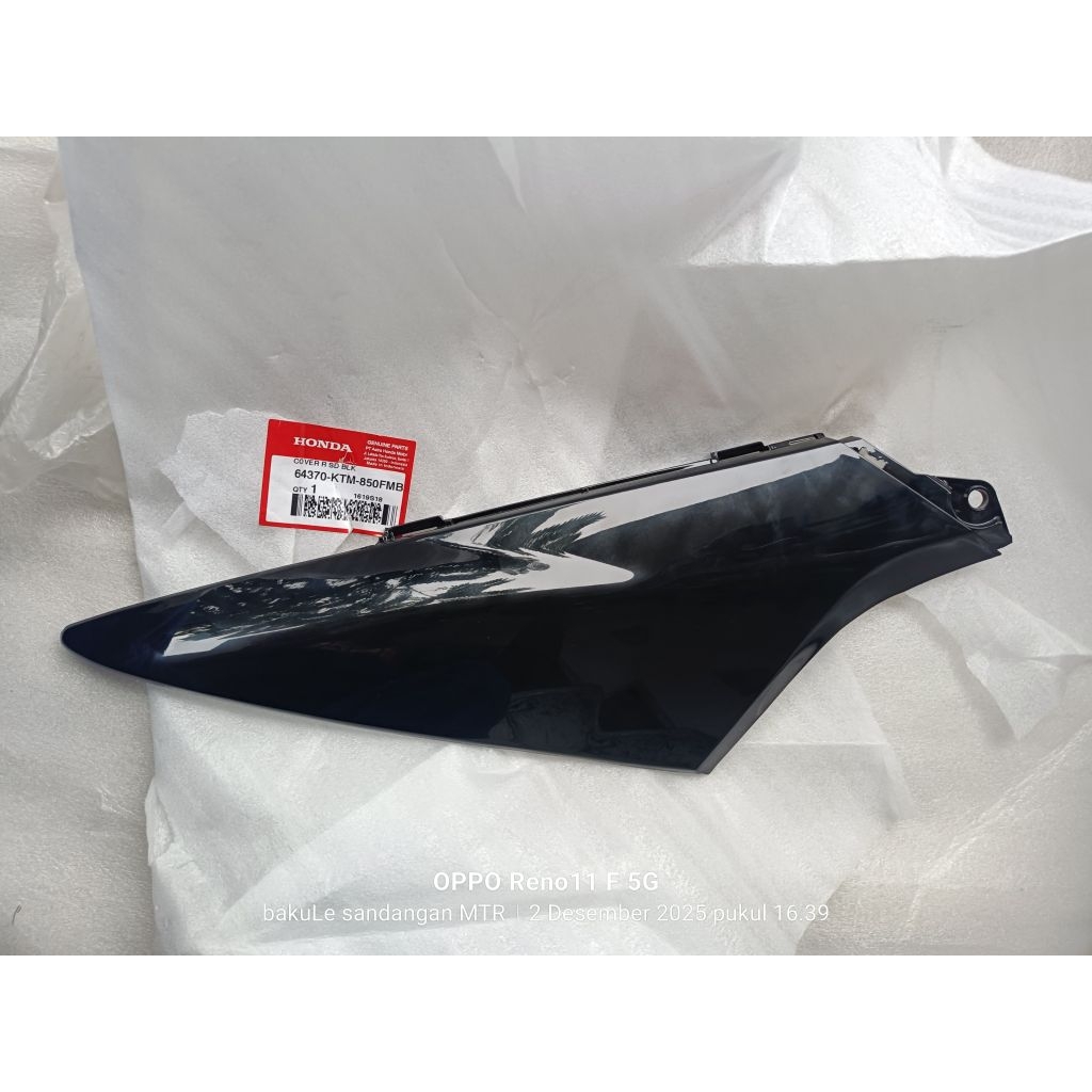 cover side bagian kanan Honda Supra x 125 old original AHM  64370 KTM 850 FMB