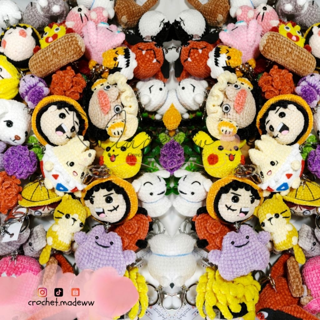 CROCHET Rajut Gantungan kunci Anime Naruto One Piece Pikachu Maruko Shincan custom Handmade