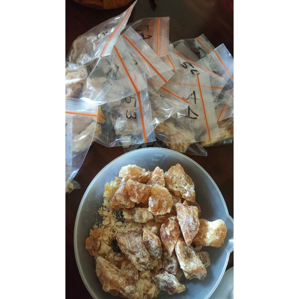 Batu Warangan madu untuk bahan mewarangi keris paket 50 gram