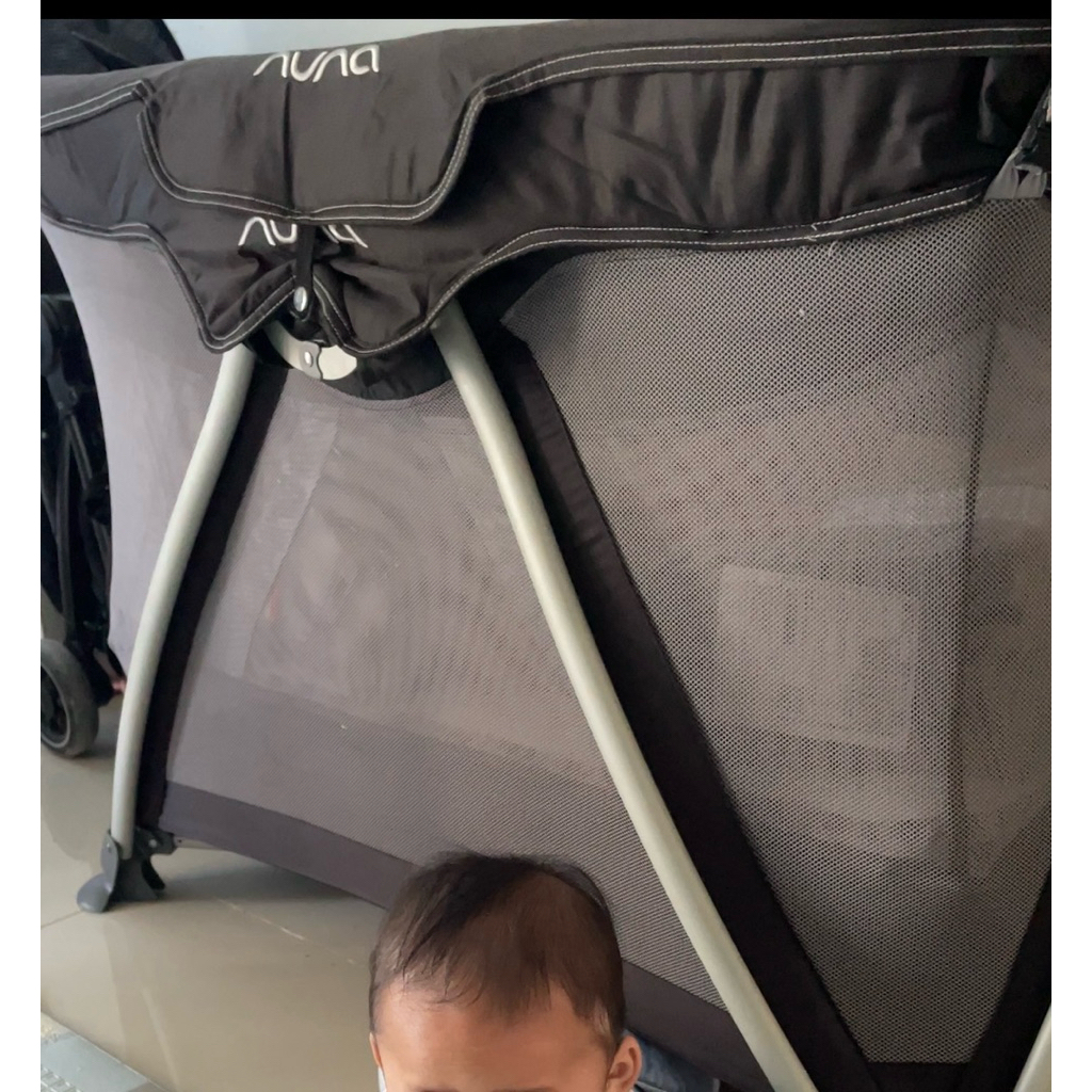 preloved tempat tidur / box bayi merk nuna