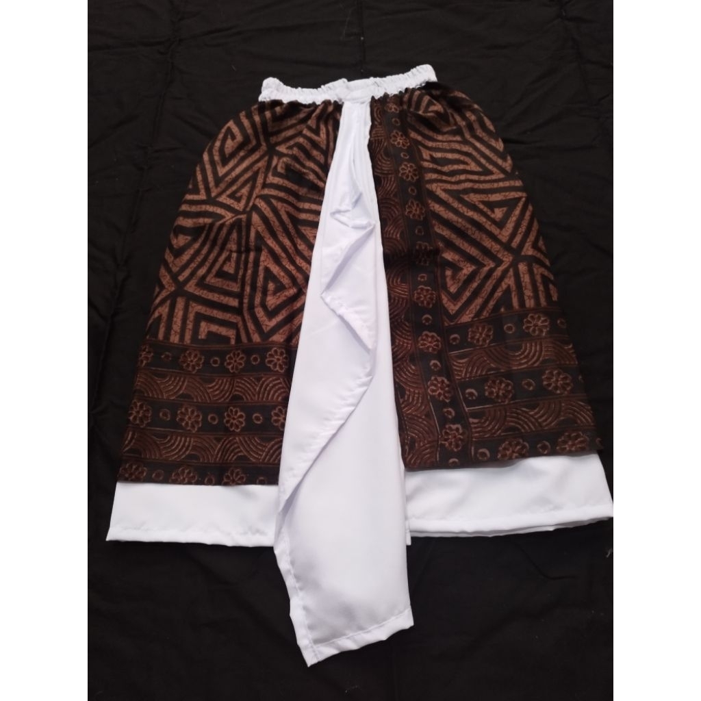 kamen anak laki laki jadi