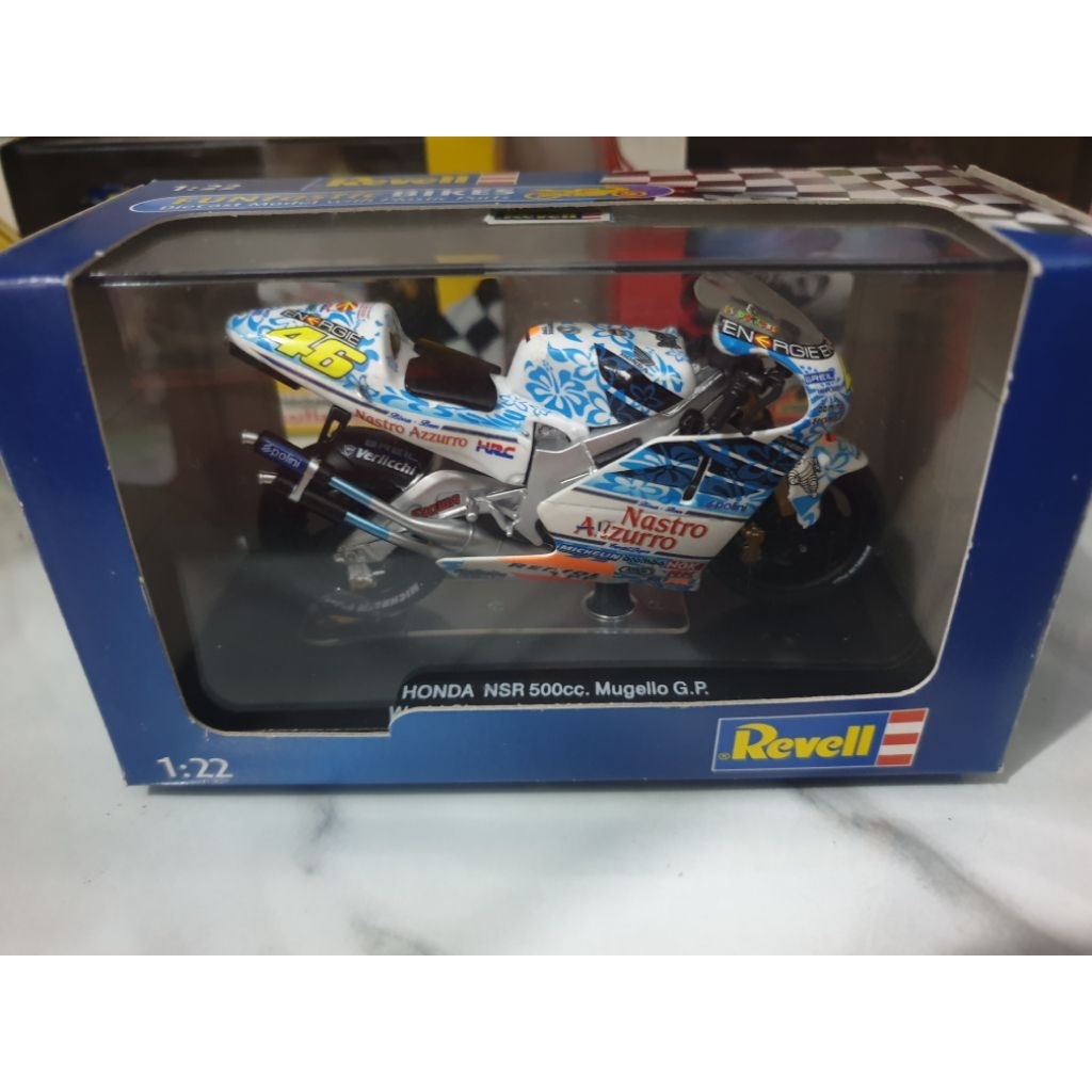 Revell 1/22 Honda NSR500 Valentino Rossi Mugello 2001