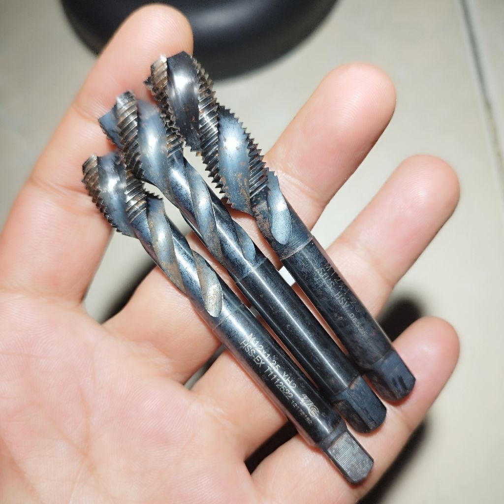 Hand Tap M12X1.25 Spiral BEKAS Tap Spiral M12X1.25 M12*1.25