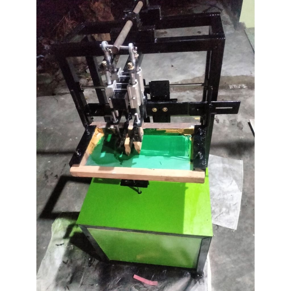 Mesin Sablon Cup Otomatis daya 60watt free molding dan screen