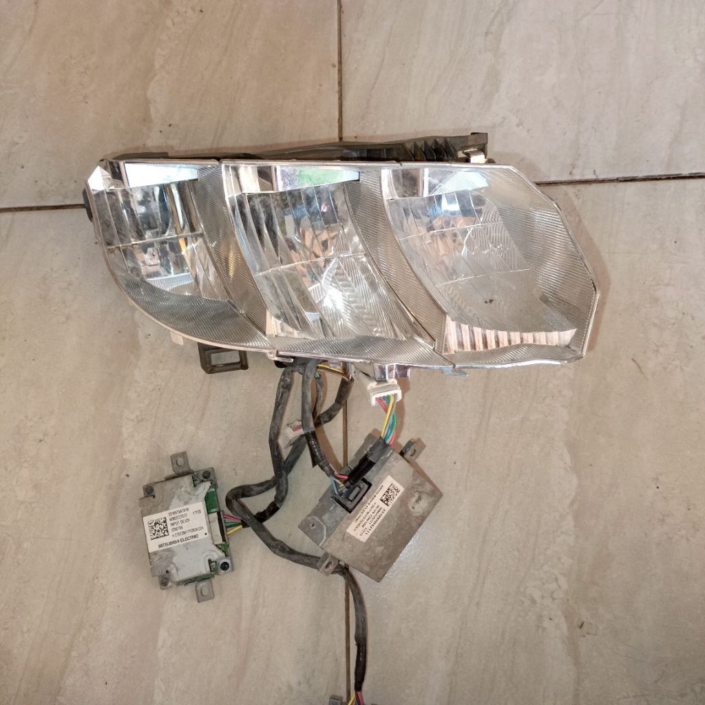 REFLEKTOR OEM LED HONDA JAZZ FULLSET + DRIVER -NOT PROJIE ORIGINAL