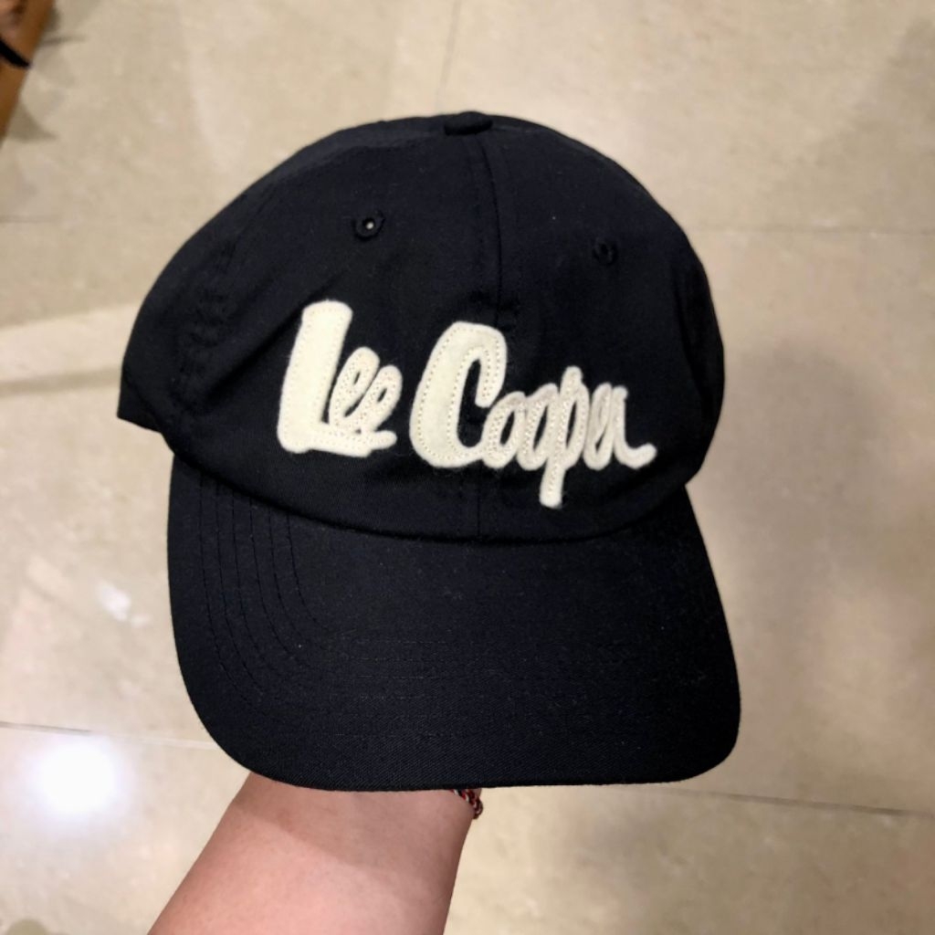 Topi Lee Cooper original