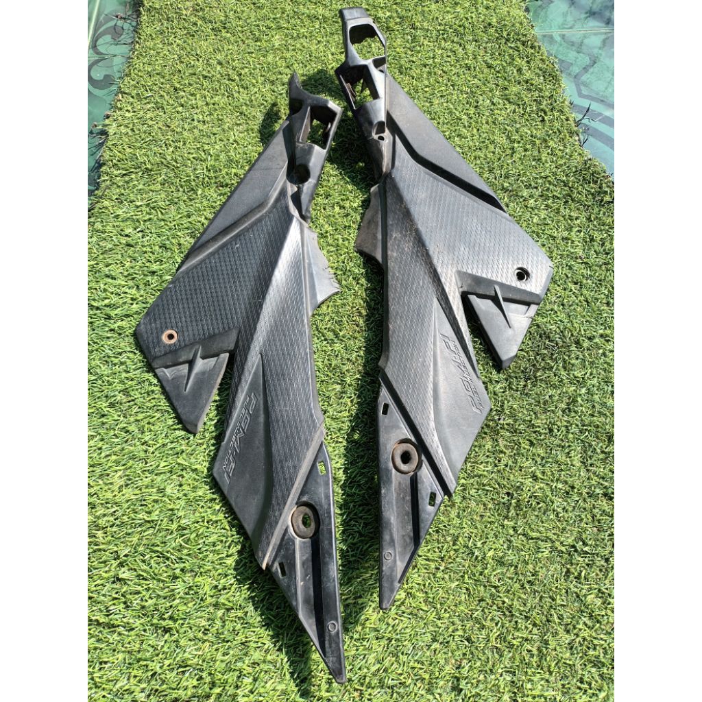 COVER AKI SAMBUNGAN BODI SAMPING CB150R V2 CB150R LED V2 K56 ORIGINAL COPOTAN