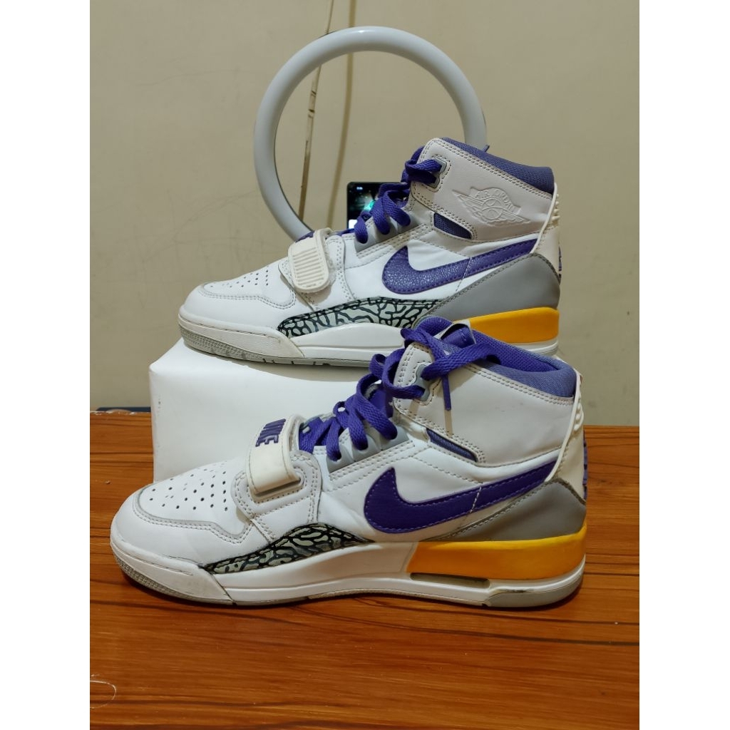 sepatu basket second original