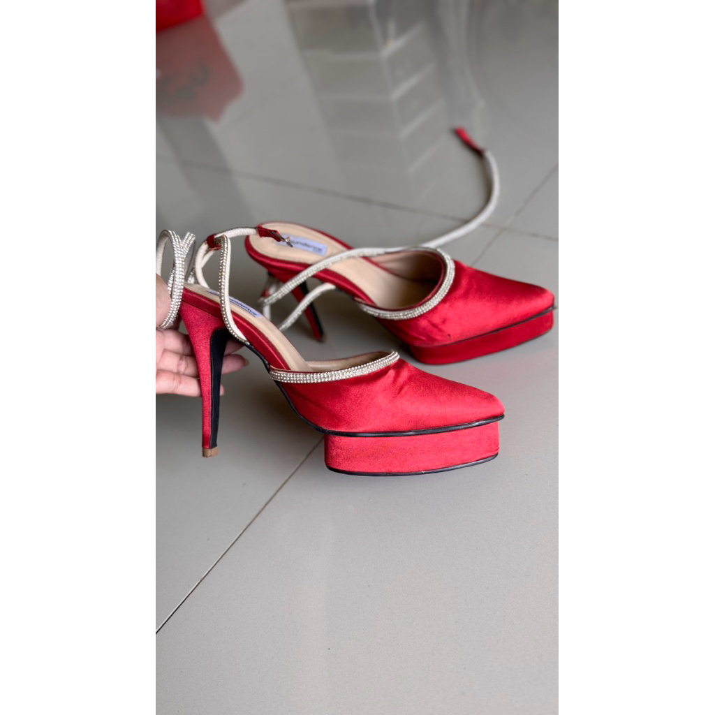 sepatu pesta preloved