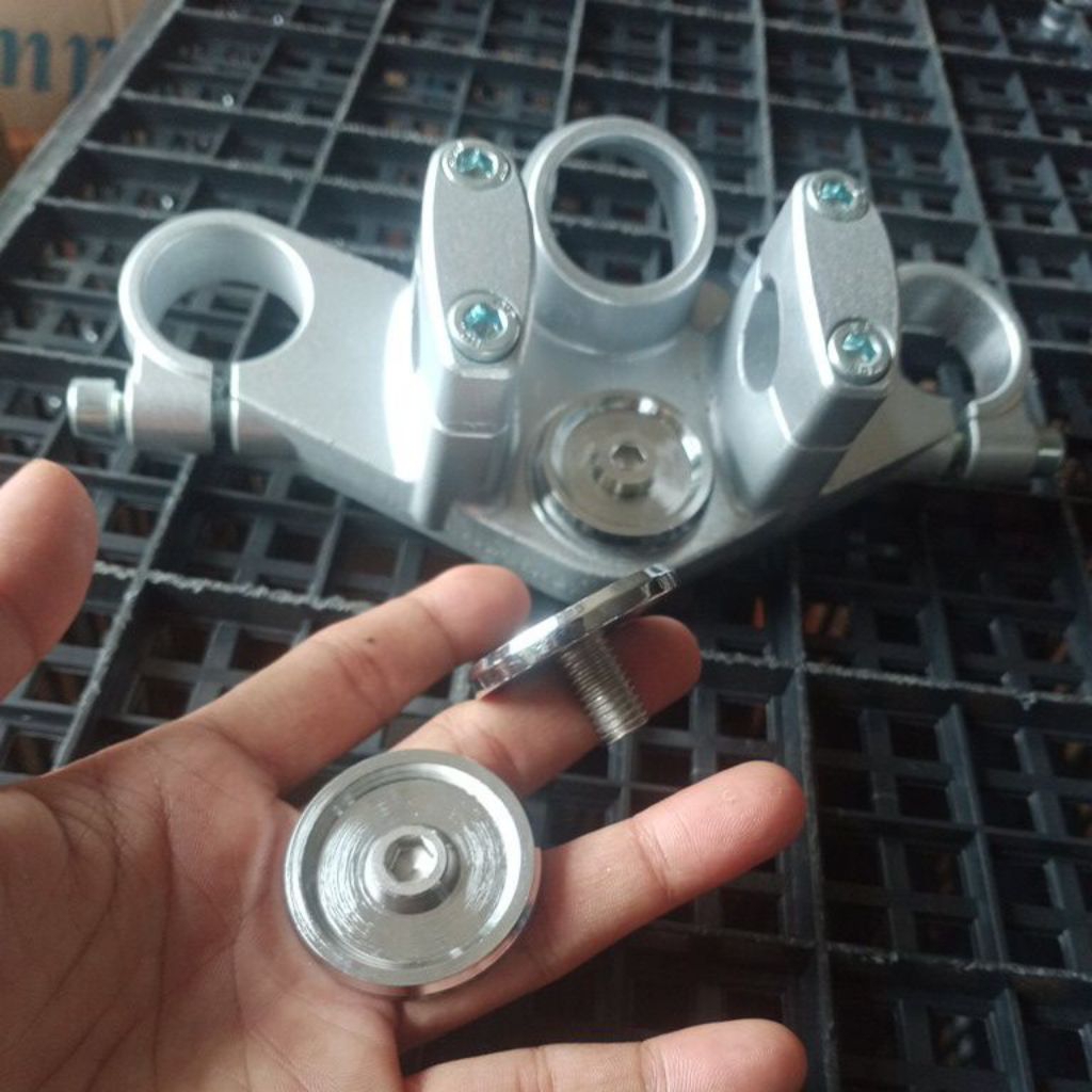 BAUT SEGITIGA T ATAS NINJA R SS RR AS PNP SEGITIGA HONDA CB GORILLA RX KING VIXION