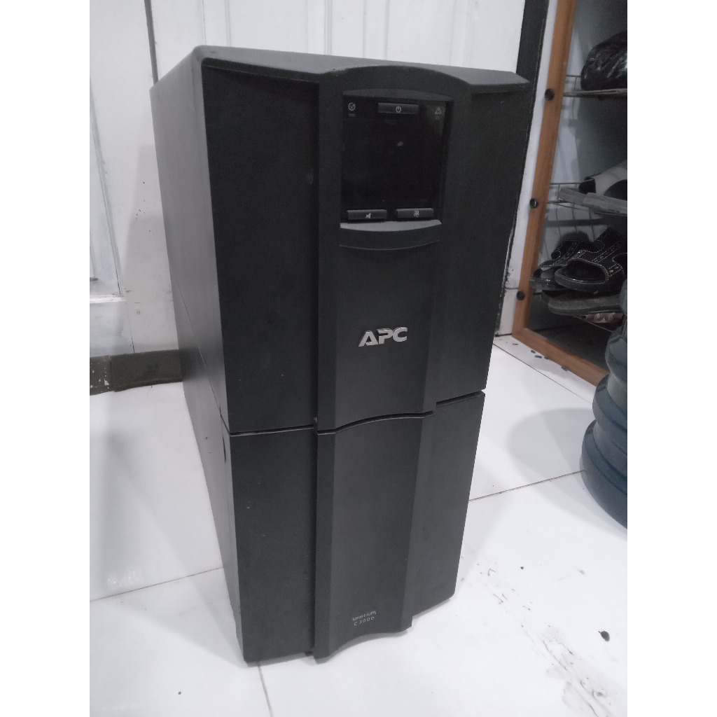 UPS APC SMC Smart-UPS C 3KVA 3K 3000VA 3000Watt SMC3000I