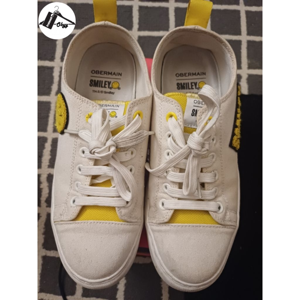Sepatu canvas obermain x smiley original ( preloved)
