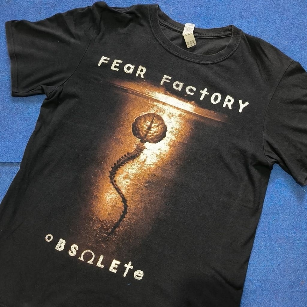 Fear Factory - Obsolete